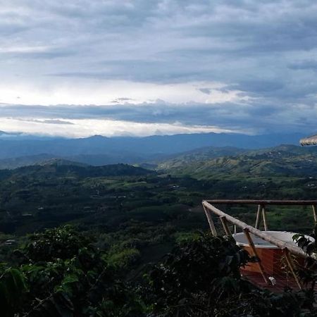 Glamping Orosierra Hotel Chinchina ภายนอก รูปภาพ
