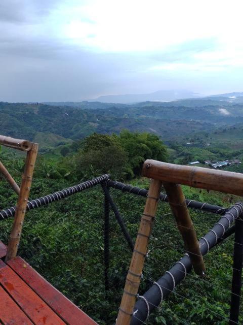 Glamping Orosierra Hotel Chinchina ภายนอก รูปภาพ